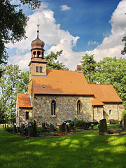 Marsow, Dorfkirche 2011