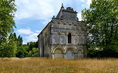 Saint-Sigismond-de-Clermont - Abbaye de la Tenaille