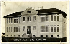 MN0942 STRATHCLAIR - PUBLIC SCHOOL