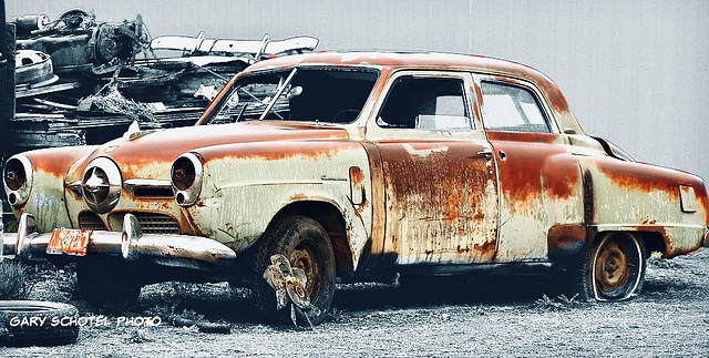 Old wreck - Studebaker.