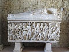 Musée archéologique de Split : sarcophage de Phèdre et Hippolyte.