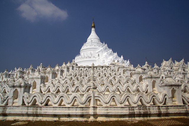 Hsinbyume Myatheindan Pagoda