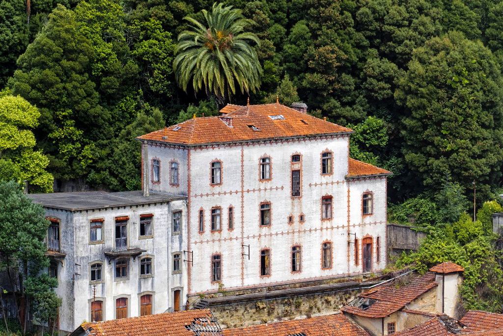 Crestuma, Portugal