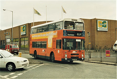 GM Buses North 3128 (B128 WNB) in Rochdale – 15 Apr 1995 (259-24)