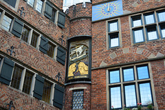 Bremen 2015 – Haus des Glockenspiels with the revolving wooden panels