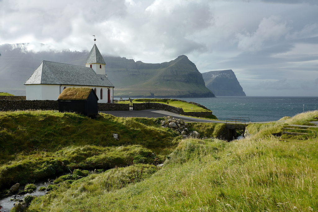 Faroe Islands, Vidareidi L1010712