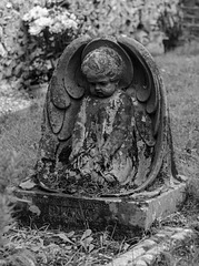 Headstone memorial to a child