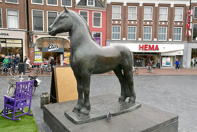 Leeuwarden 2018 – Frisian horse and Frisian pigeon