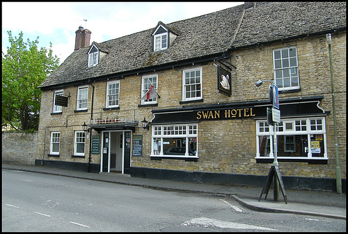 Swan Hotel at Eynsham
