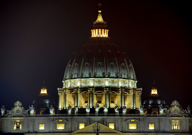 Die Kuppel von San Pietro