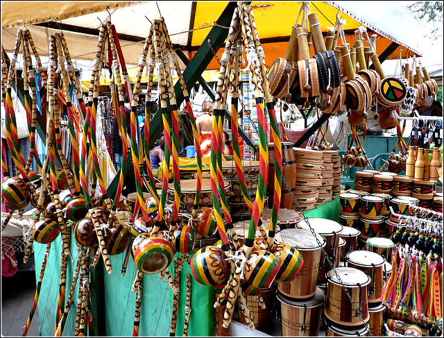 SALVADOR DE BAHIA : Shopping di colori e musica tra tamburi e berimbau
