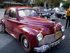 Peugeot 203 (1955).