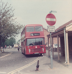 Eastern Counties RAH 267W in Mildenhall - 19 May 1984