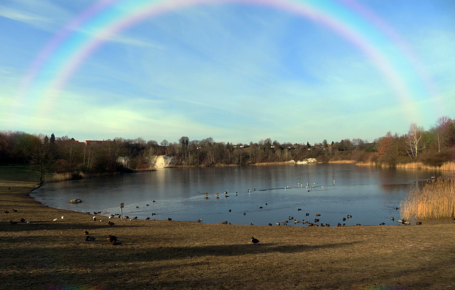 Regenbogen ganz