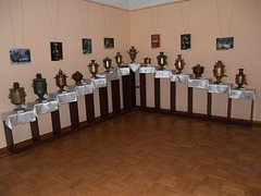 Коллекция самоваров в усадьбе Тарновских в Качановке