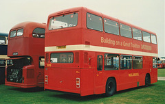 Former Midland Red 6225 (UHA 225H) and Yorkshire Rider 5516 (D516 HUB) at Showbus, Duxford – 25 Sep 1994 (240-22A)