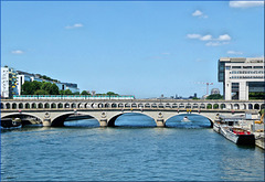Paris (75) 22 juin 2019. Pont de Bercy et la Seine.