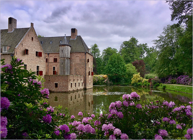 Castle 'Het Oude Loo'...