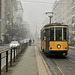 il tram e la nebbia