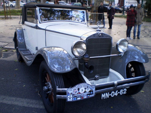 Mercedes-Benz 260 Cabriolet (1929).