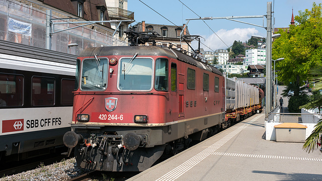 210820 Montreux Re420