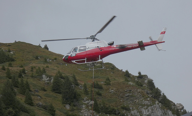 Aerospatiale AS350B3 Ecureil HB-ZKP (Swiss Helicopter AG)