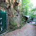 Block zur Lourdes-Grotte