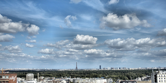 Der Himmel ueber Paris ...   (1 PiP)