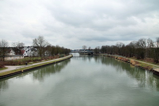 Der Wesel-Datteln-Kanal von der Eisenbahnbrücke aus (Dorsten) / 4.02.2018