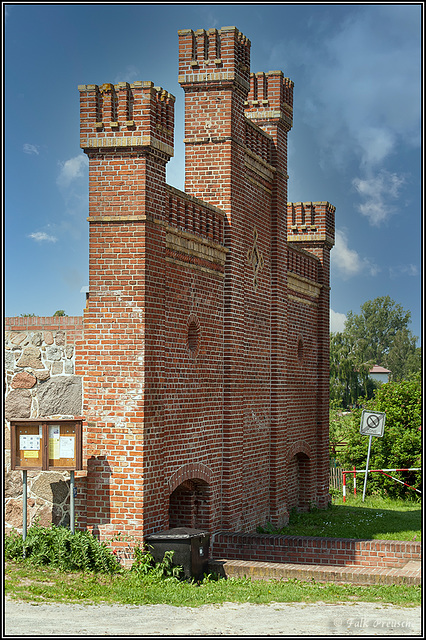 Burganlage in Löcknitz (PiP)