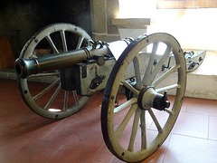 2 Pfünder-Kanonen der Berner von 1757 in Schloss Grandson