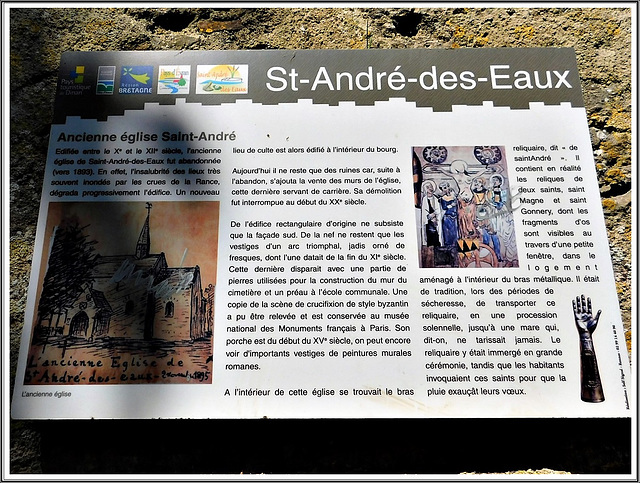 Les ruines de l'ancienne église romane de Saint André des Eaux (22)