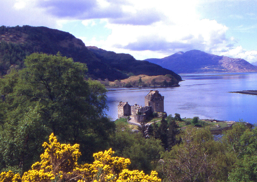 Eilean Donan Castle Loch Duich from the old Road Dornie 18th May 1996