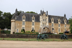Le Château d'Ars est situé à Lourouer-Saint-Laurent, commune du département de l'Indre et de la région Centre-Val de Loire