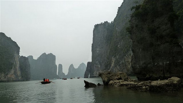 Baie d'Along au Viet-Nam . Voyage en 2013