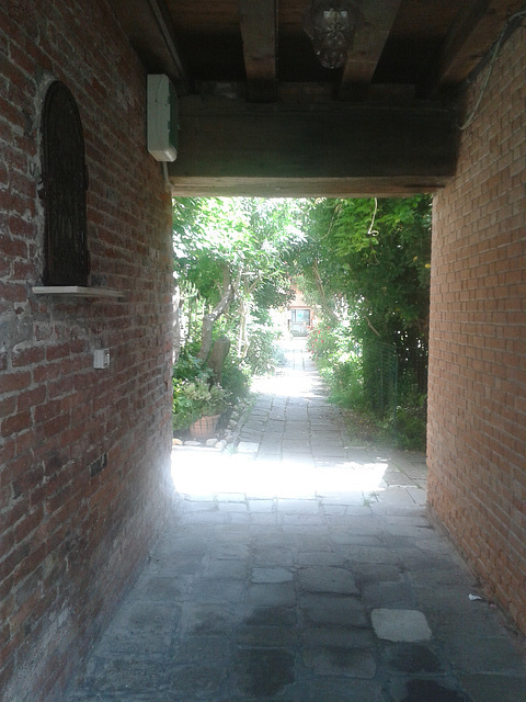 passage transversal à la Giudecca