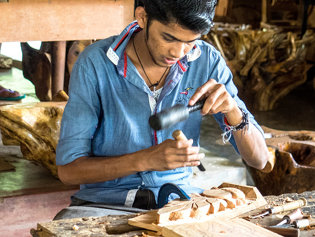 Wood carving, Naula, Central Province in Sri Lanka -- Sri Lanka tour - the fifth day