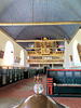 Kirchenschiff von St. Matthias in Jork mit Orgelempore