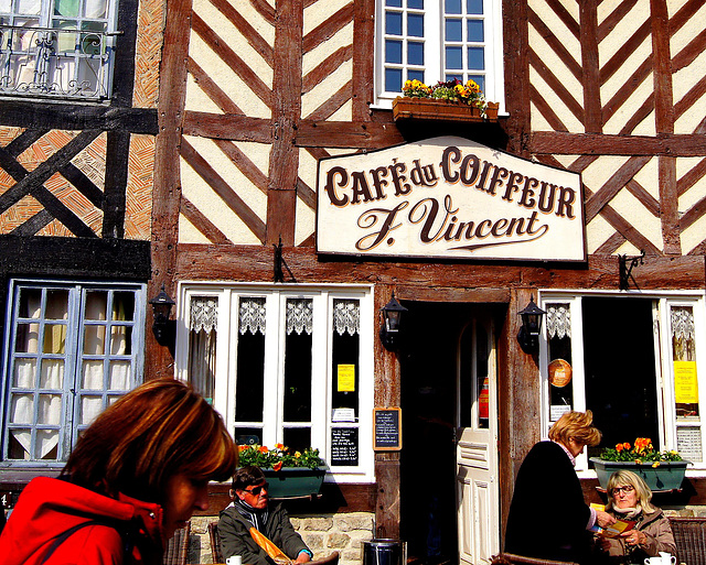 ... Café du Coiffeur ...