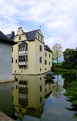 DE - Wachtberg - Burg Odenhausen