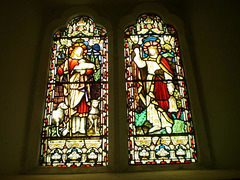 Stained glass windows (1895).