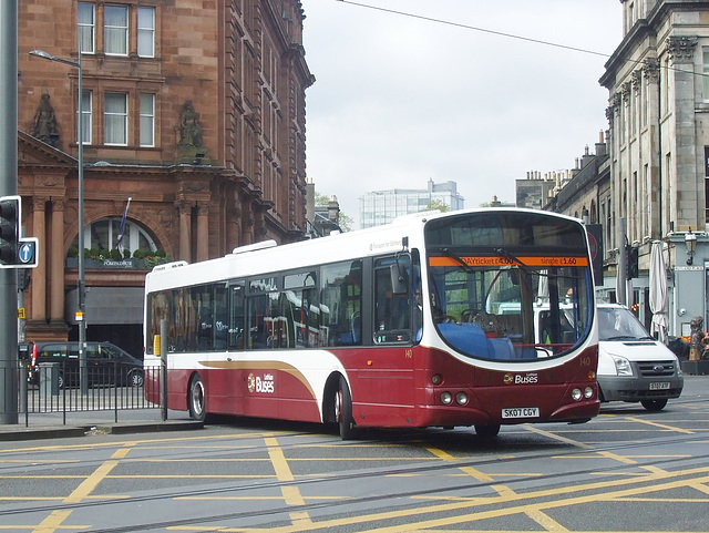 DSCF7186 Lothian Buses 140 (SK07 CGY) in Edinburgh - 7 May 2017
