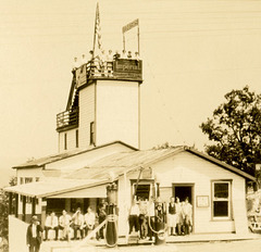 Yonker's Tower, Polish Mountain, U.S. Route 40, Maryland (Cropped)