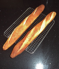 Williams makes baguettes