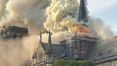 ND de PARIS en feu aujourd'hui une catastrophe !