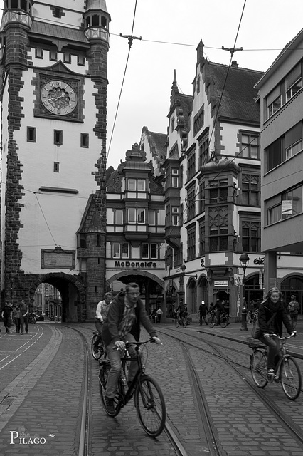 Freiburg's Street life · Martinstor