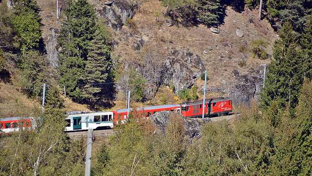 Die Matterhorn-Gotthardbahn zwischen Fiech und Fürgangen-Bellwald