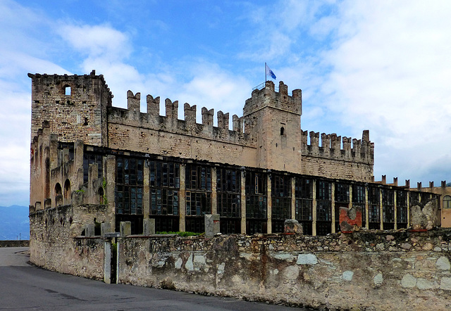IT - Torri del Benaco - Scaliger Castle