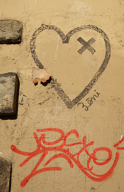 Heart on Rue Michel Le Comte