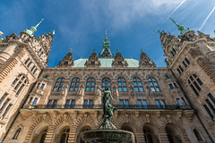 Court of Hamburg's City Hall With Hygieia Fountain - Rathaushof mit Hygieia Brunnen (060°)